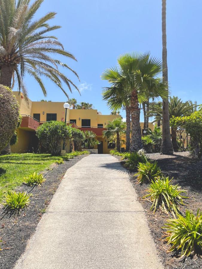 Seaside Apartment Corralejo : A Cozy Holiday Home In A Peaceful Well Located Green Complex Ngoại thất bức ảnh
